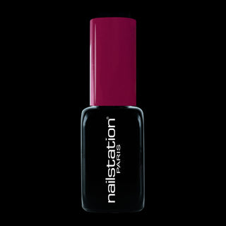 Calvaire, Magenta gel polish - HEMA/TPO free, lasts up to 3 weeks