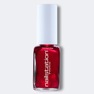 coup de foudre | Red Shimmer Nail Polish