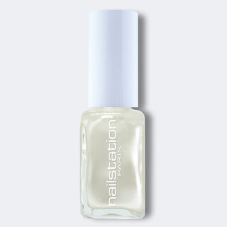 frisson | Pearly White Semi-transparent "Glazed Donut Effect" in one coat