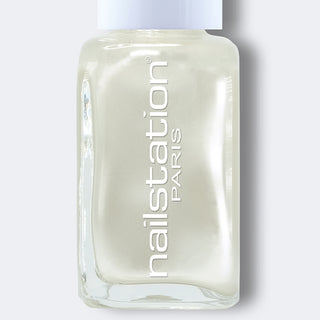 frisson | Pearly White Semi-transparent "Glazed Donut Effect" in one coat